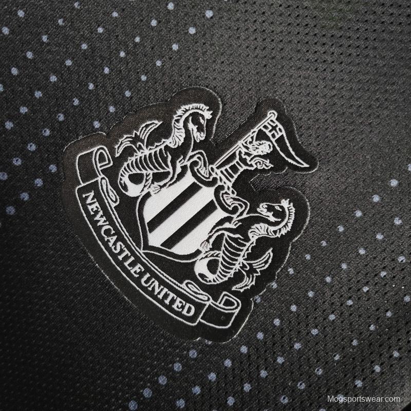 22/23 Newcastle United Black Jersey